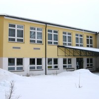 Skola_pohled_od_saten.jpg