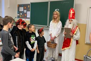 Mikulášská nadílka ve III. A IMG-20251206-WA0002.jpg