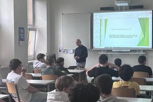 Sedmáci na preventivní přednášce s Bc. Miroslavem Luksem Image_-_2026-02-13T093318.612.jpg