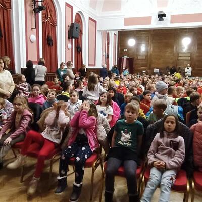 1447f5c8-0ebf-4518-bc19-d5dc5b78c545 1447f5c8-0ebf-4518-bc19-d5dc5b78c545.jpg