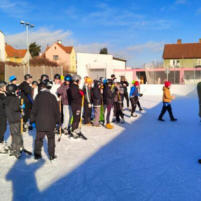 hokejovy turnaj - 2 Hokejovy_turnaj_-_2._stupen__15_.jpg