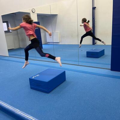 whatsapp image 2025-11-15 at 18 WhatsApp_Image_2025-11-15_at_18.00.21__3_.jpeg