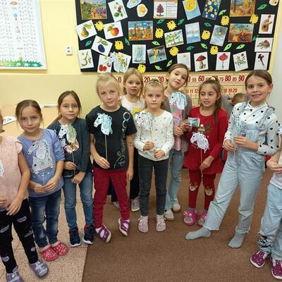 915f5597-a08c-4686-9963-5d54d32ccf8d 915f5597-a08c-4686-9963-5d54d32ccf8d.jpg