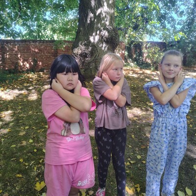 7fc9f4d5-d080-4381-ac0b-2a8fe679297d 7fc9f4d5-d080-4381-ac0b-2a8fe679297d.jpg